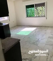  2 شقة فارغة للايجار