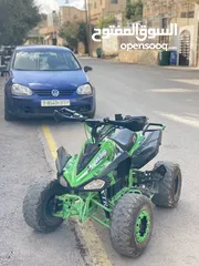  1 تركترون لون اخضر 48 فولت 20 أمبير مستعمل سنة