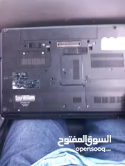  1 لابتوب تب نضافه معاه شنته وشاحن امورو تب نضافه