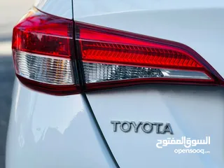 19 تويوتا يارس 2019   ماتور 1500cc بسعر 11500 دينار  الشكل الجديد فحص كامل 7 جيد بدون ملاحظات او قصعات