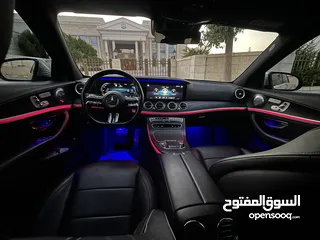  3 لون مميز + بحالة الوكالة حرفيا E220d AMG 4matic