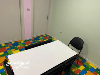  21 اثاث مركز تعليمي عدد 2 للبيع بسعر مغري