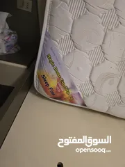  2 فرشة تخت بحالة جيدة جدا نوع فاخر sleep fine  قياس 200×180