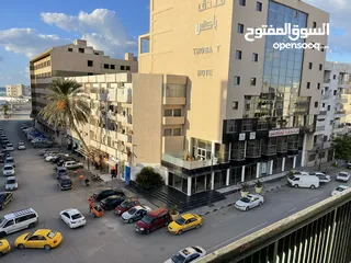  2 شقه مفروشه علي رئيسي عمر المختار امام فندق توباكتس