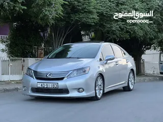  8 لكزس hs 250 هايبرد موديل 2010 بحالة الشركه