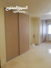 23 شقة غير مفروشة للإيجار 400م2 ( Property 17317 )-174847981