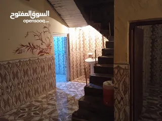  5 بيت للإيجار