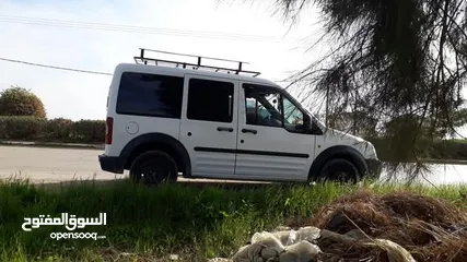  1 فورد كونيكت