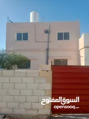  1 بيت للبيع طابقين بسعر مغري عمار جديد غير مسكون