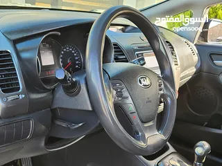  8 كيا سيراتو 2018 لون كحلي مميز بحالة الوكالة
