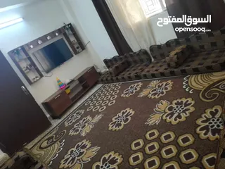  1 اثاث غرفة جلوس كاملة بحاله جيده جدا