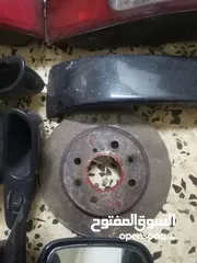  3 قطع غيار سيارات مستعملة