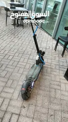  1 electric scooter amazing condition