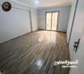  3 120م لوكس قانون جديد بسموحة 3 غرف وريسبشن ش شريف رمزى