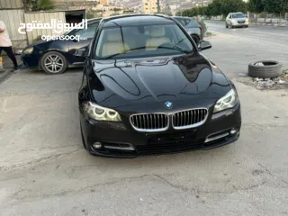  4 BMW 528i - 2016 (Platinum Edition)