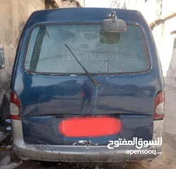  2 هونداي.  H100