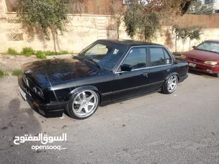  4 بي ام دبليو E30 موديل ،1986. محدثة. 1990