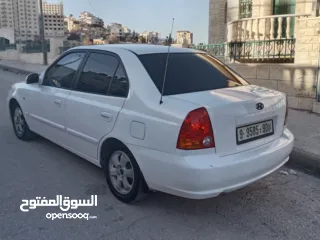  4 هونداي فيرنا  2004 سياره ايد اولى