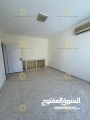  22 سيمي فيلا نظام دوبلكس اعلان رقم (V191)