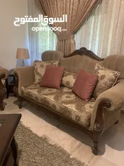  1 قطم كنبايات صالون بحالة جيدة جدا للبيع