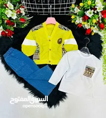  27 مندوبه ملابس