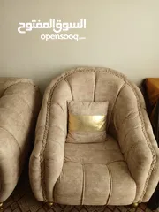  3 طقم كنب بحاله جيده جدا