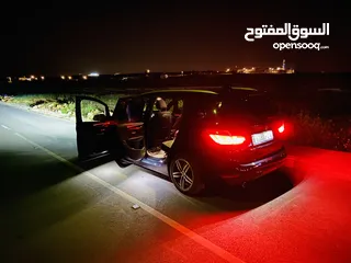  2 سيارة مميزة جداً، مُلفته للنظر،في رام الله BMW 218d 2017 , 7ركاب، محرك ديزل،2000 تيربو، اقتصادية