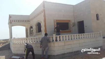  6 تكحيل وبناء الحجر وتنظيف الحجر رملي ومائي والحديد بالرمل