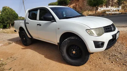  3 ميتسوبيشي L200 2015