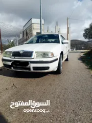  2 سكودا اوكتافيا 2004