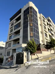  1 شقه طابقيه فاخره في دير غبار (حجار النوابلسي) مساحه 195