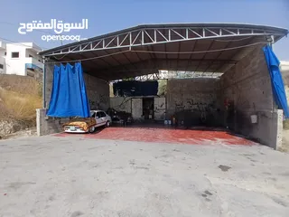  12 محل للايجار