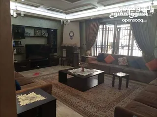  8 الظهير فيلا مستقله فخمه جدا فن معماري عاليه ومطله اجمل موقع مكون من اكثر من سكنه