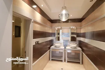  10 شقة دوبلكس فاخرة للبيع في عبدون