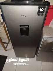  1 Refrigerator with dispenser