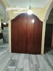  19 شقة أرضية للبيع في ابو نصير 240م مع مدخل مستقل وكراجين وتشطيبات فاخرة وفرش جديد بسعر مميز و اطلالة