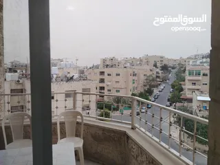  9 شقة طابق ثاني للبيع بسعر مغري جدا مع الأثاث أو بدون خلف جبري