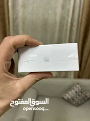  4 سماعات ايفون ايربودز برو جديده بلكرتونه