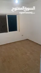  4 شقّه للبيع
