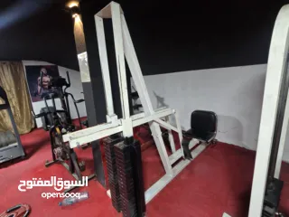  18 نادي جيم كامل