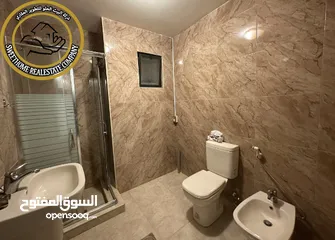  9 شقة أرضية فاخرة للبيع في عبدون 110م تشطيب سوبر ديلوكس بسعر مغري