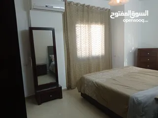  4 شقه مفروشه تؤجر شهرياً