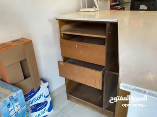  4 Office Desk for urgent sale in Zinj