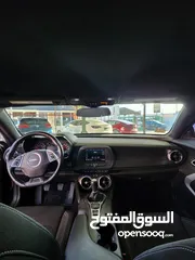  5 Chevrolet camaro RS 2019