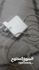  1 شاحن ماك بوك