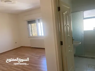  5 شقة فارغه 360 متر للايجار في عبدون - 14469