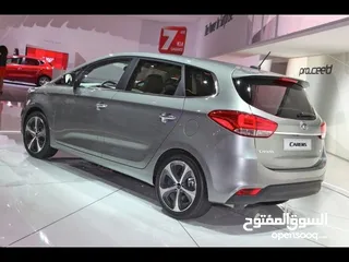  3 Kia carenz