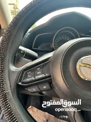  7 مازدا 3 موديل 2017 / 4 جيد / لون كحلي للبيع mazda 3 2017 navy blue