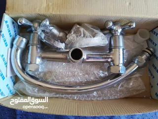  4 حنفية للبيع بدينارين فقطططط