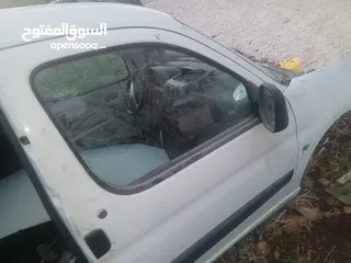  2 موجود قطع بيجو بانتر